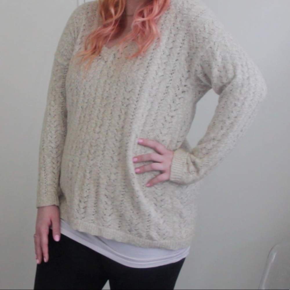 ⭐️ oatmeal cable knit sweater